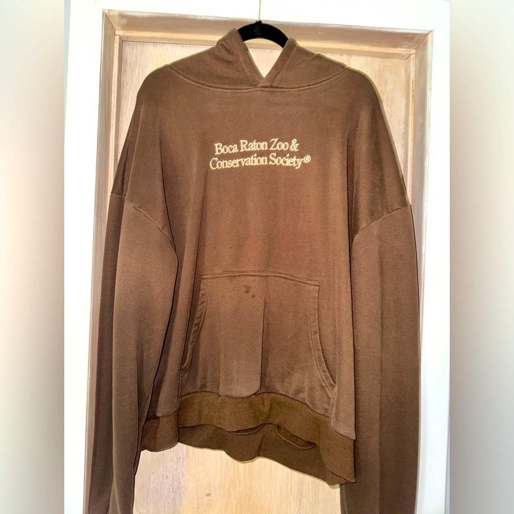 Honeymoon & Co Ariana Grande Hoodie Size XL 🤎